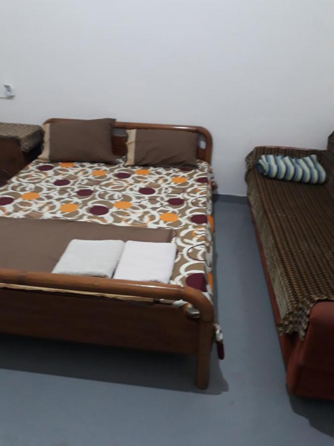 Ngm . Home Пирея Екстериор снимка