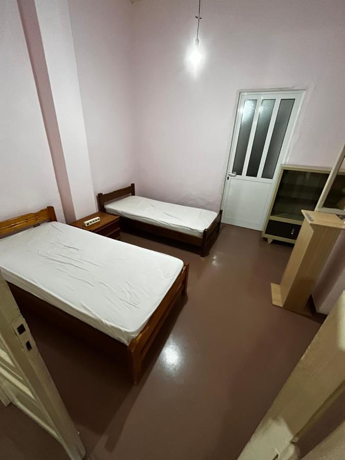 Ngm . Home Пирея Екстериор снимка